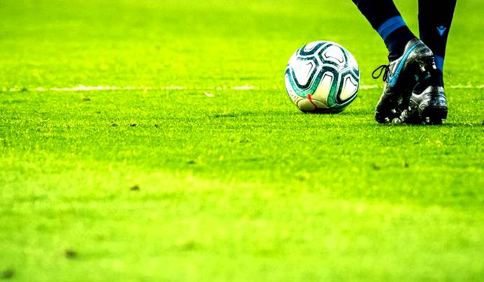 意大利U16 vs 西班牙U16 赛前分析 · 国际友谊