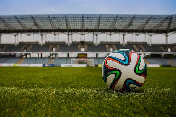 洛杉矶FC vs 皇家盐湖城 赛前分析 · 美职业