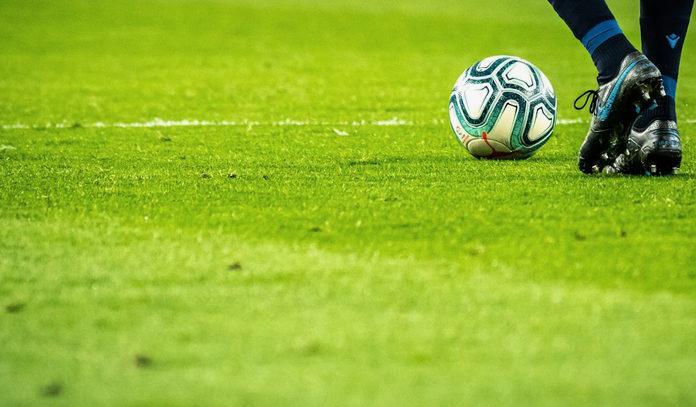 岳南山顶 vs 瓦伦特FC 赛前分析 · 日地区联