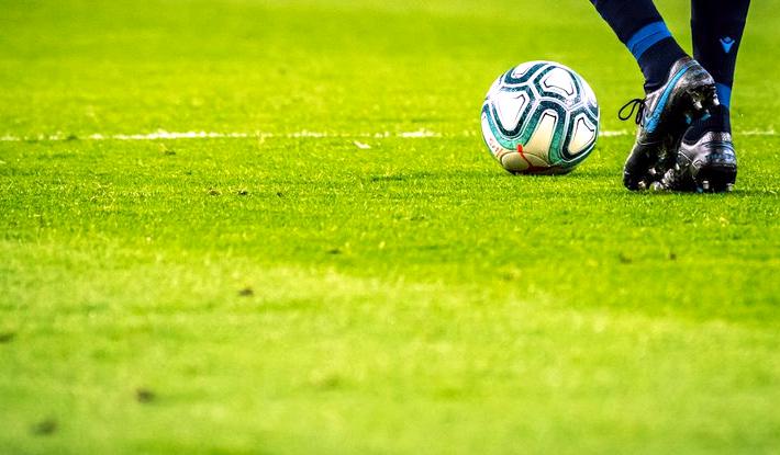 艾维利 vs 李斯顿 赛前分析 · 球会友谊