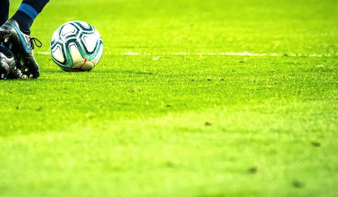 布雷 vs 凯里FC 赛前分析 · 爱甲