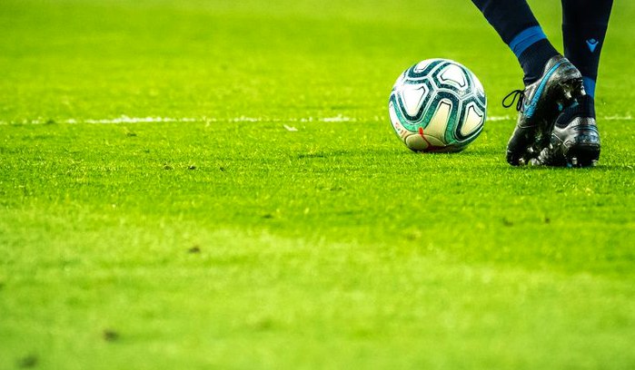 特莱弗斯 vs FC埃因霍温 赛前分析 · 球会友谊