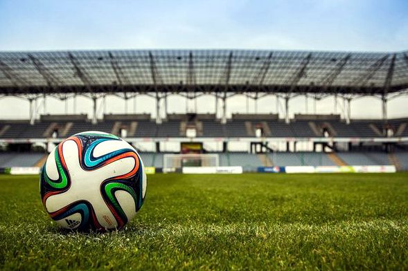 克拉约瓦大学(中) vs 索非亚列夫斯基 赛前分析 · 欧冠杯