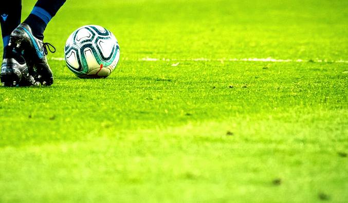 FC派桑杜 vs 米斯奥尼斯队 赛前分析 · 乌拉乙