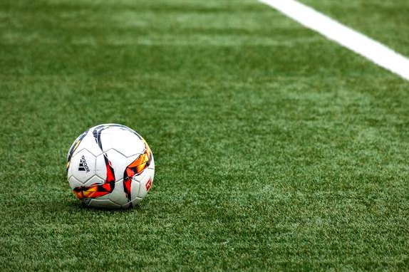 胡拉肯FC(中) vs 雷提斯塔 赛前分析 · 乌拉乙
