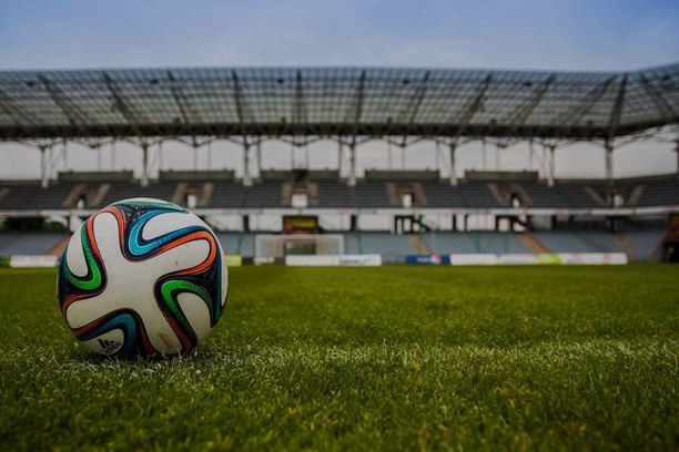【足球】塞萨尔瓦列霍后备队 4-0 FC卡洛斯 赛后复盘：技术统计与数据解读
